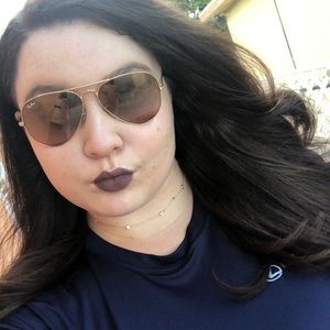 Meet your Posher, Cassy